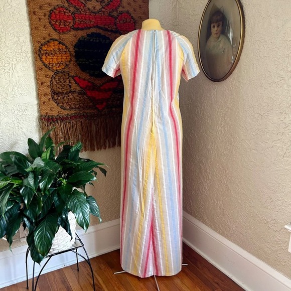 Vintage 1960s Alice of California Striped Kaftan Dress. Maxi Dress Caftan Dress, - Picture 13 of 16